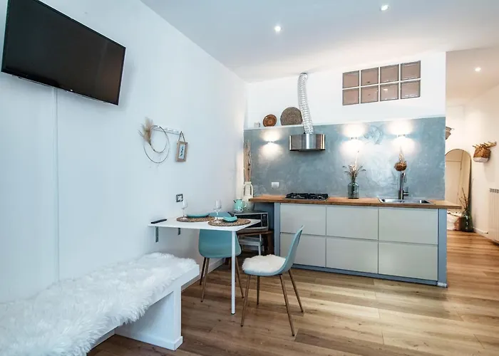 Il Nido Tra Le Mura - By Myhomeincomo Côme